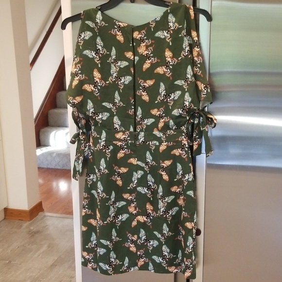 💕ADELYN RAE💕 Butterfly Print Cold Shoulder Sheath Dress Olive Green Small S - Picture 5 of 11